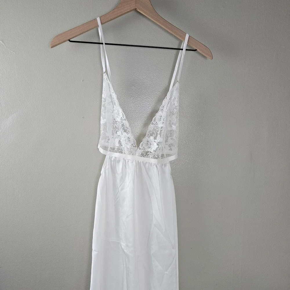 NEW Wolf & Whistle Lola Satin Babydoll Thong Set Sz 14 White‎ Chemise Lace NWT